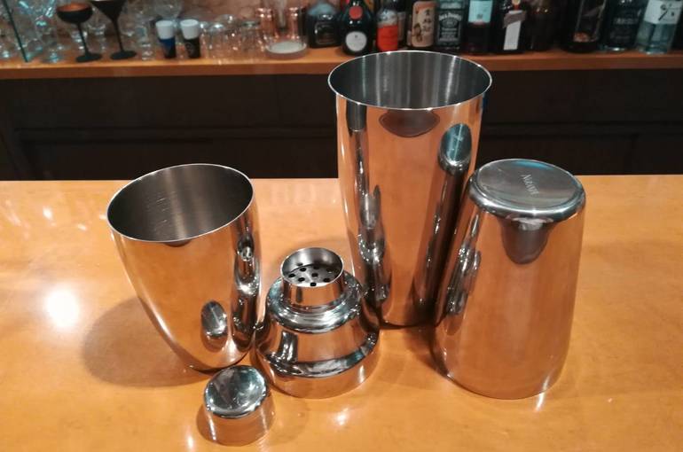 Shaker so sánh 2 mảnh, 3 mảnh